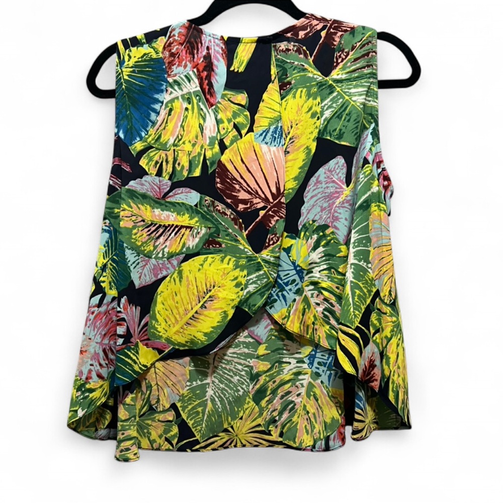BCBG Tropical Leaf Print Sleeveless Top - NWOT - Picture 4 of 9